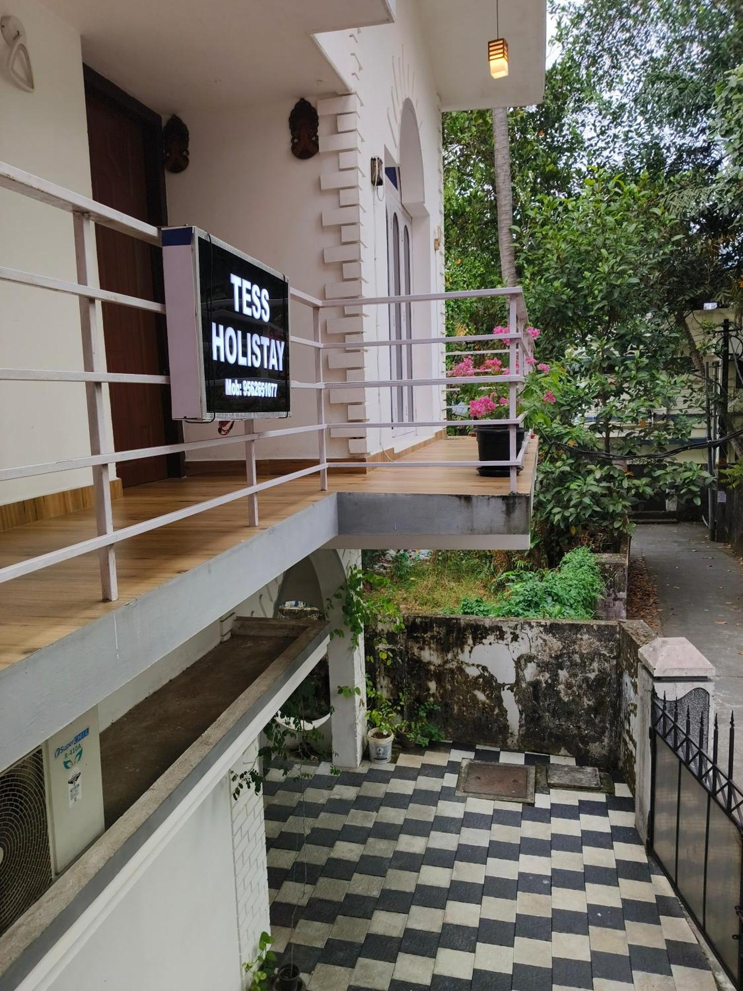Tess Holistay Fort Kochi מראה חיצוני תמונה